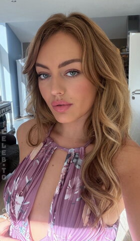 Anuschka van Lent New (1 photo)