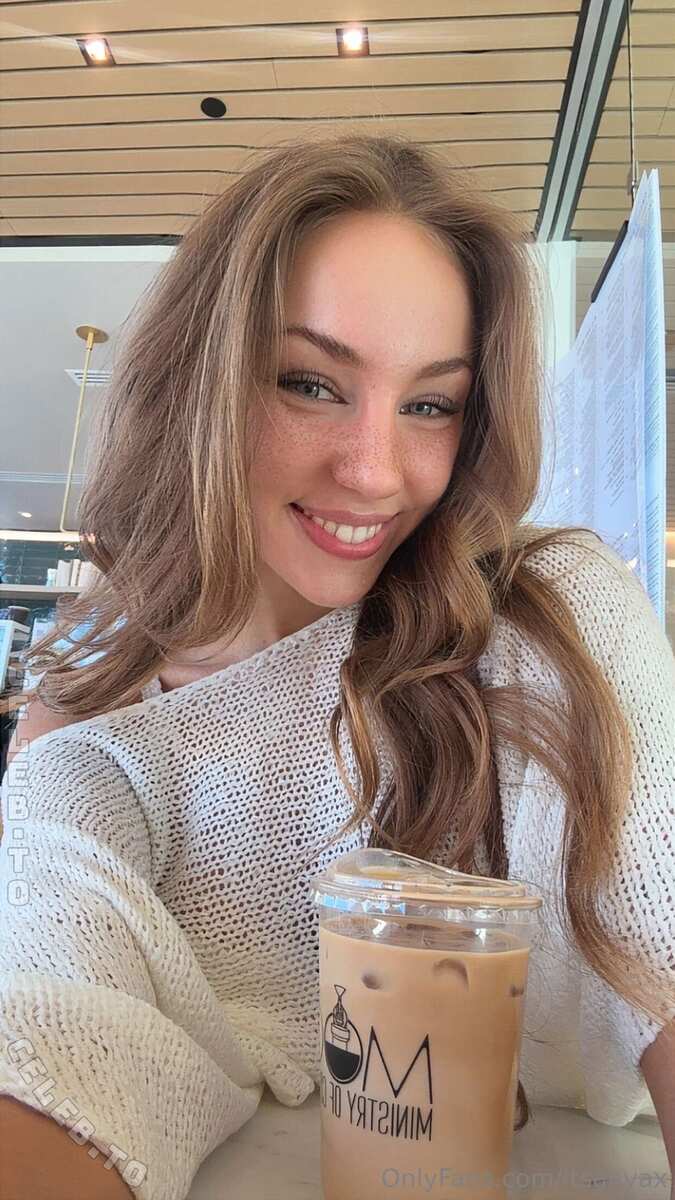 Anya Lacey nude photo 3