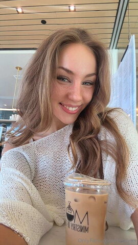 Anya Lacey nude photo 6