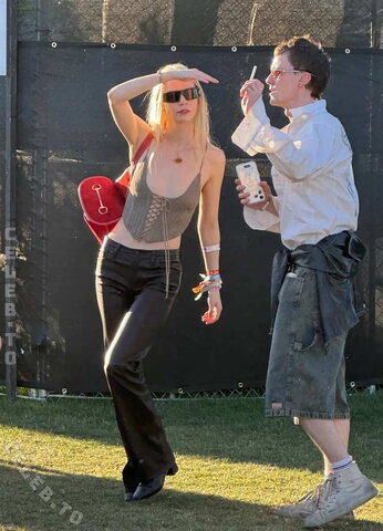 Anya Taylor-Joy nude