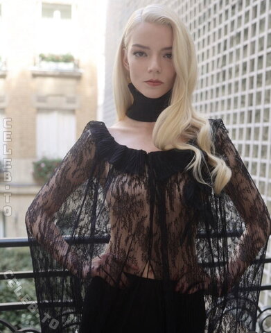 Anya Taylor-Joy New (5 photos)