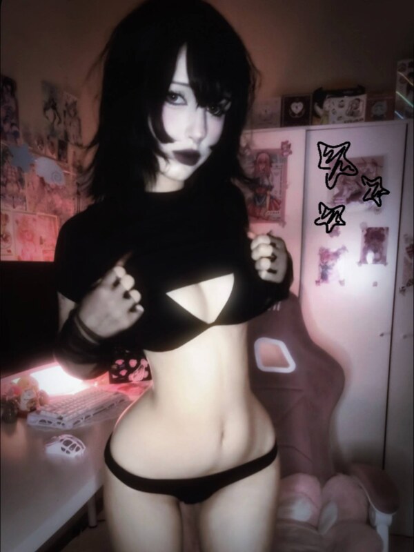 anyatsunava nude photo 5