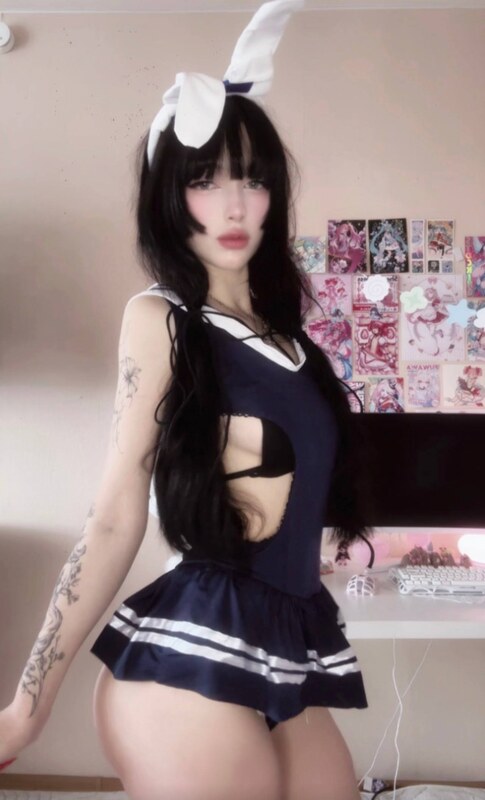 anyatsunava nude photo 1