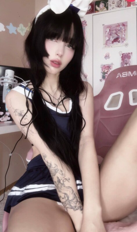 anyatsunava nude photo 3