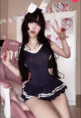 anyatsunava nude photo 2