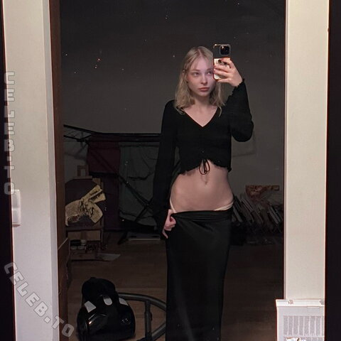 anyuta18 nude photo 87