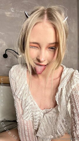 anyuta18 nude photo 29