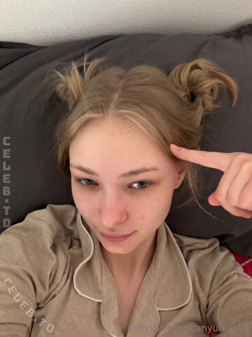 anyuta18 nude photo 11