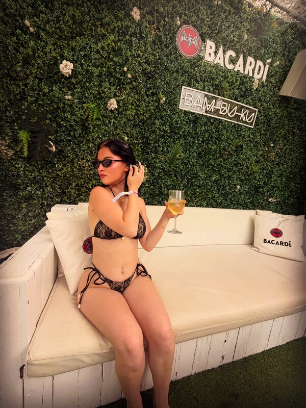 Aora.dj nude photo 3