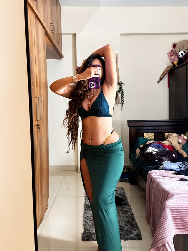 Aparna reddy nude photo 4