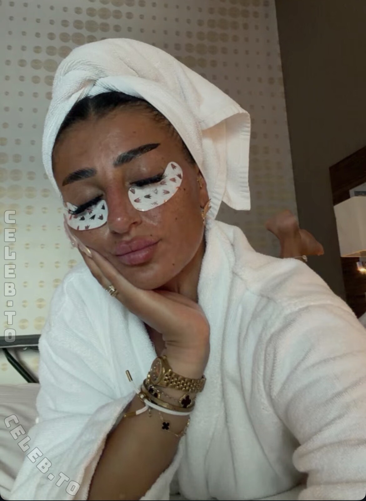 arabiccwoman nude photo 1