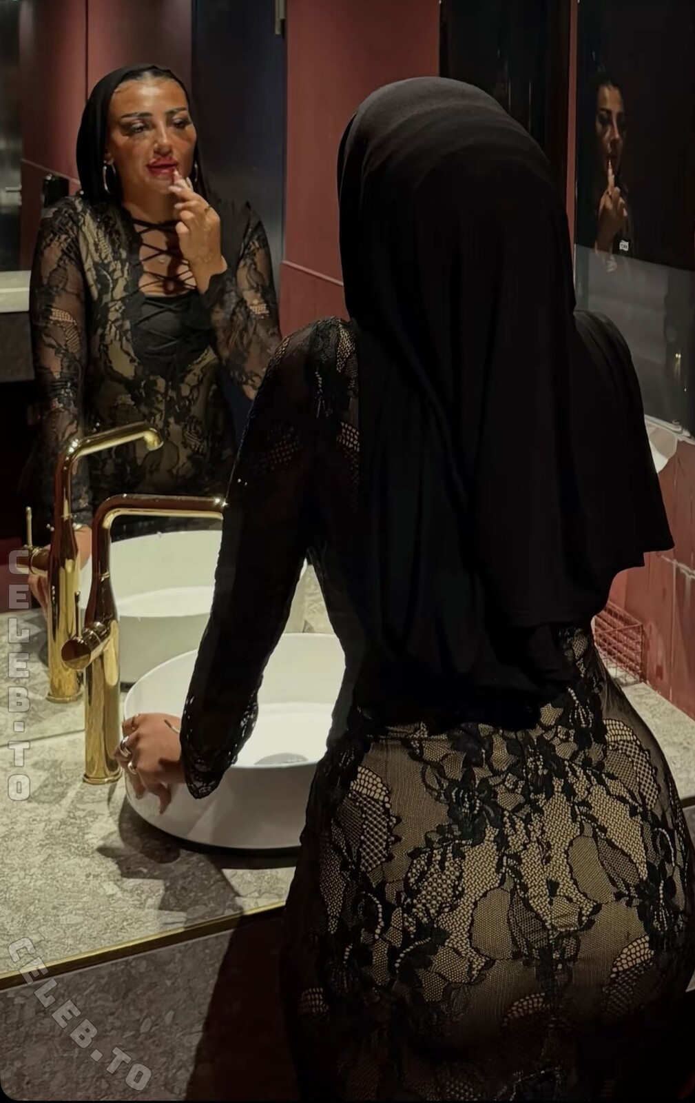 arabiccwoman nude photo 3