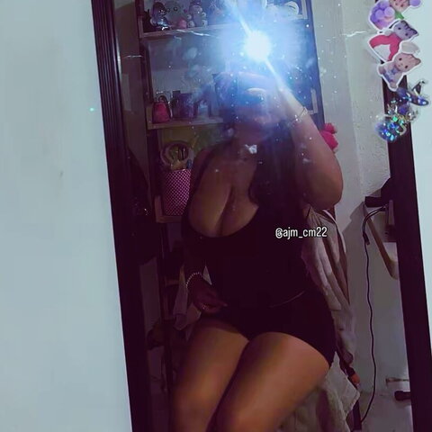 Ari Mar nude photo 1