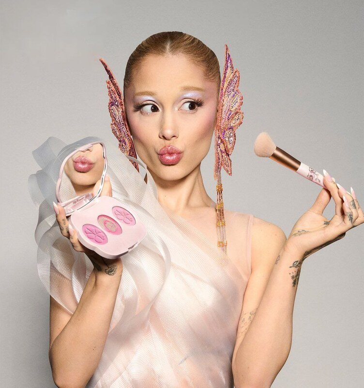 Ariana Grande nude photo 3