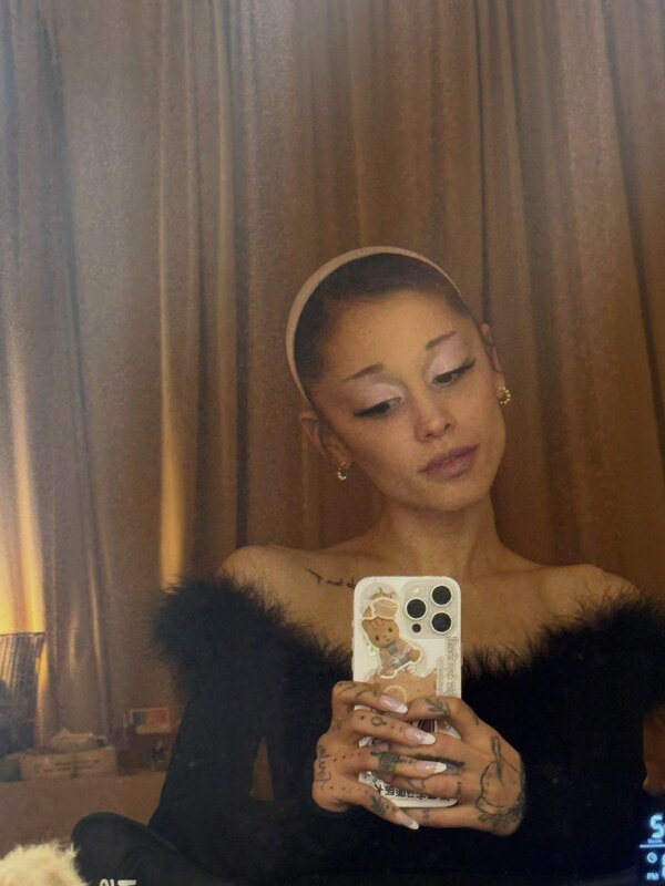 Ariana Grande nude photo 6