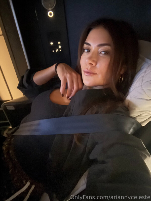 Arianny Celeste nude photo 3