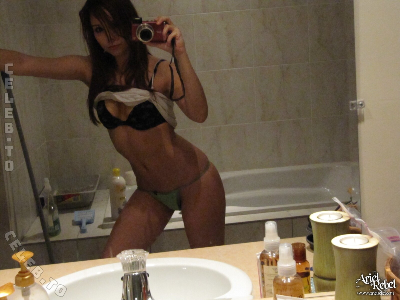 Ariel Rebel nude photo 3