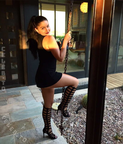 Ariel Winter nude