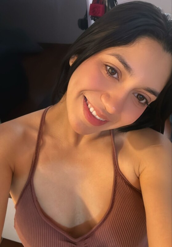 Artemis Carmona nude photo 2