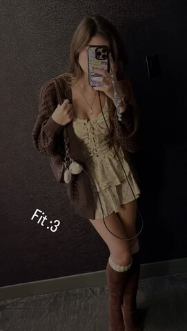 ARUUU Hot (1 photo)