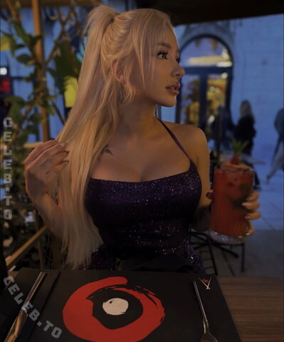 Aryssa614 nude photo 1