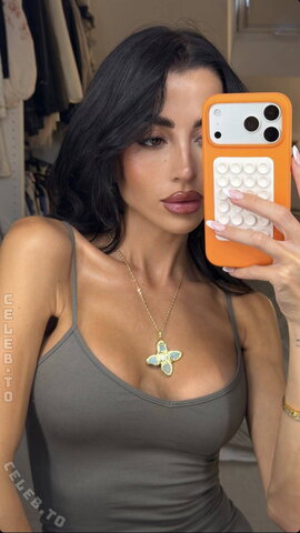 Asena Neuhoff Hot (2 photos)