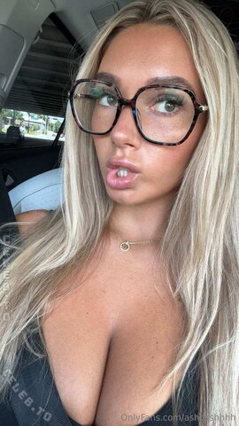 Ash Cash nude photo 4