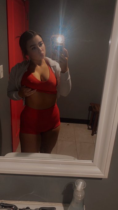 ashhcashhh nude photo 2