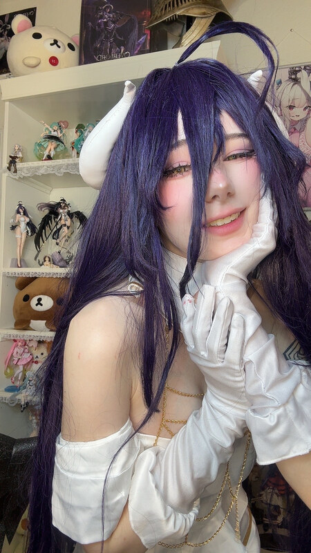 ashisbees nude photo 4