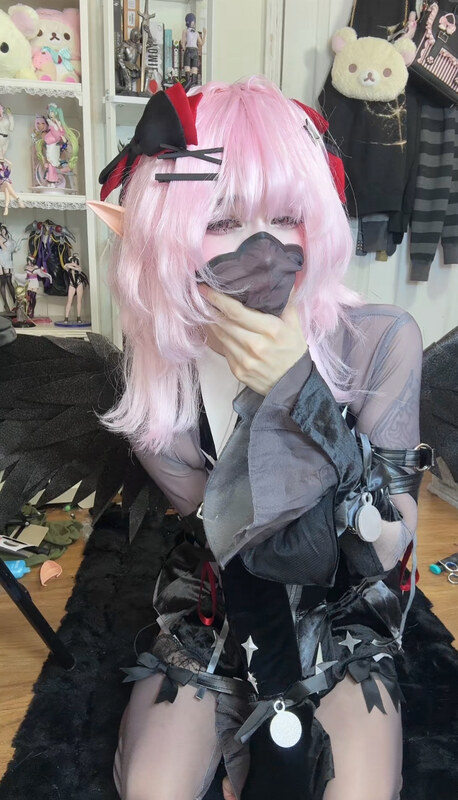 ashisbees nude photo 14