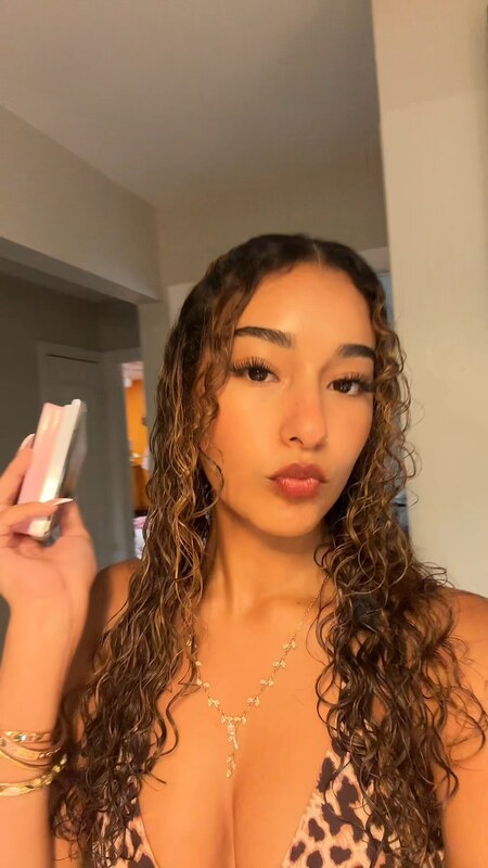 Ashlee Almonte nude photo 19