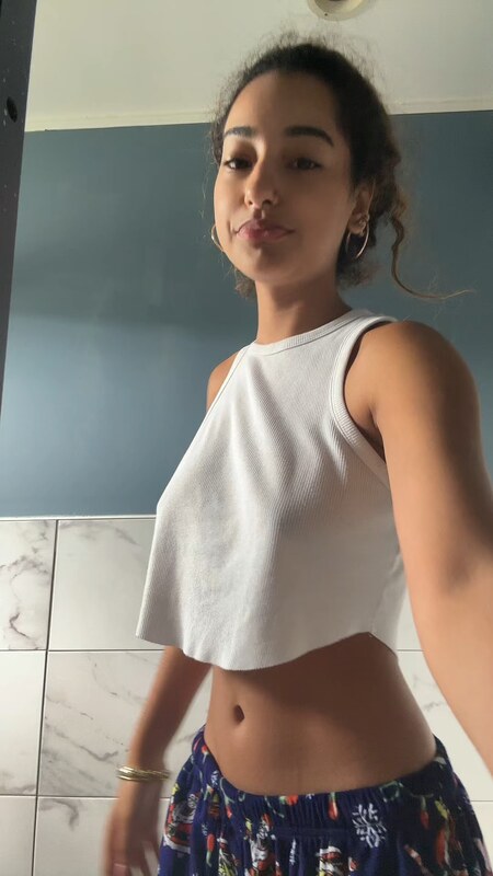 Ashlee Almonte nude photo 1