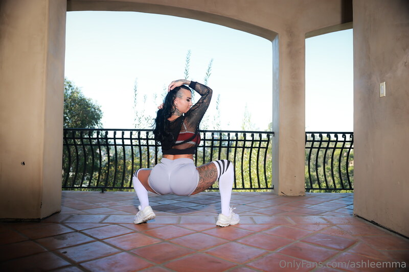 Ashlee Evans-Smith nude photo 35
