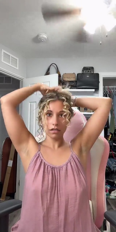 Ashley Del Valle nude photo 2