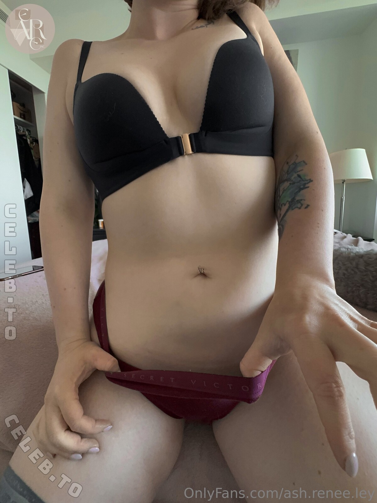 Ashley Renee nude photo 8