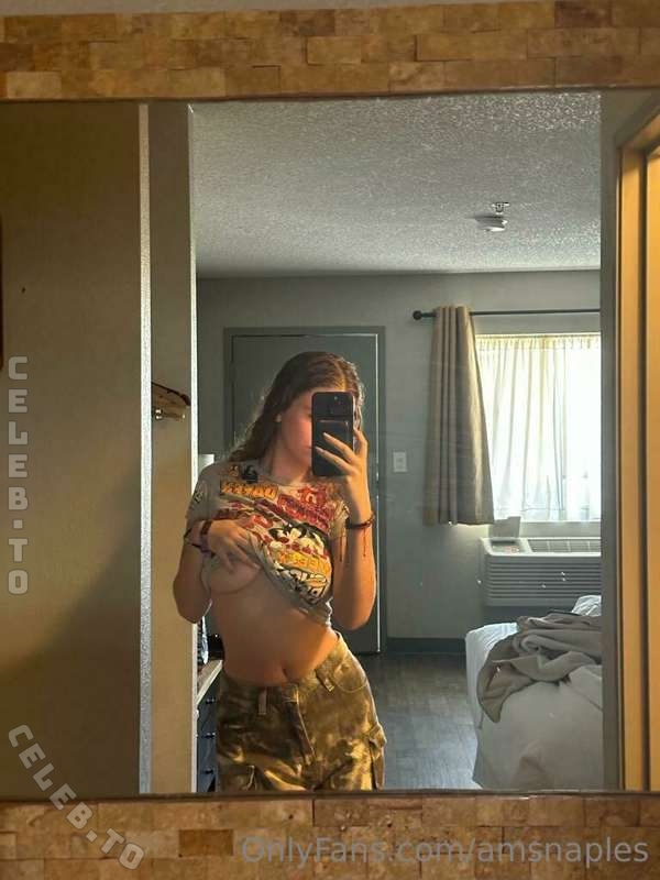 Ashley Suarez nude photo 1