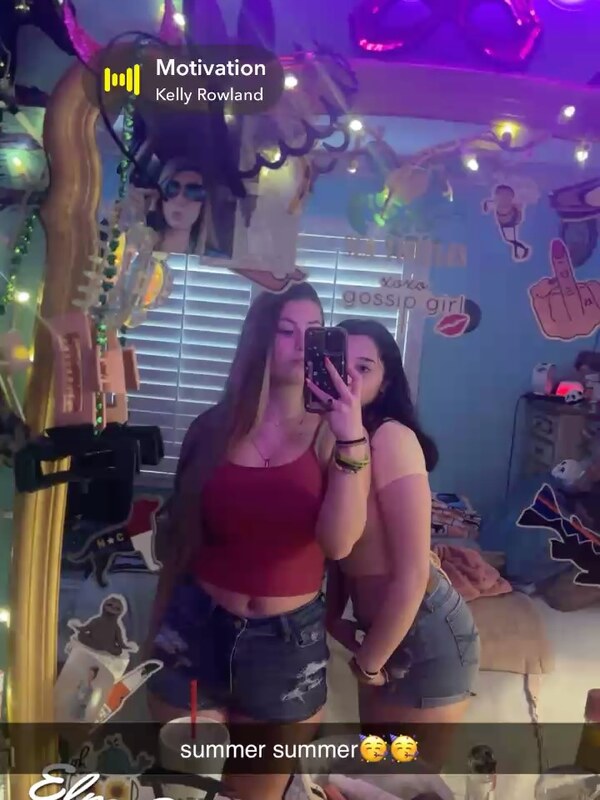 Ashleyyrobersonn nude photo 3