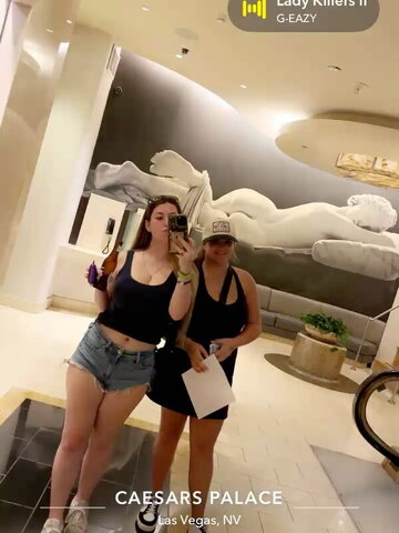 Ashleyyrobersonn nude photo 7
