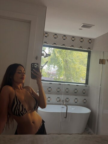 Ashleyyxoxoo nude photo 8