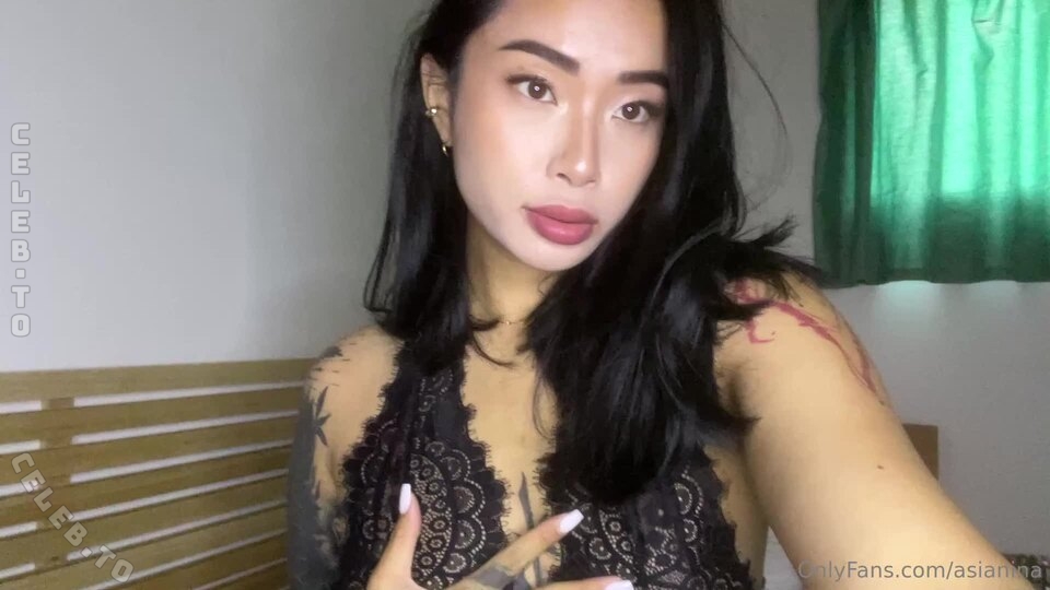 ASIA NINA nude photo 1