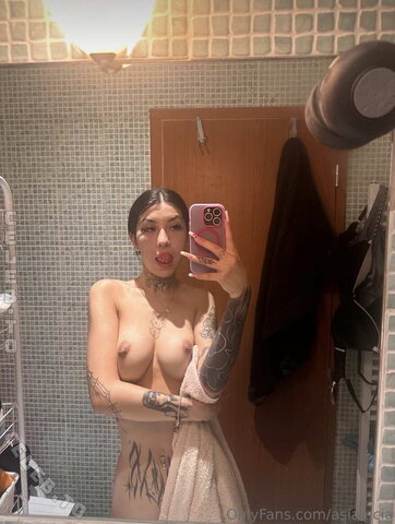 asialucia – Tits, enjoy