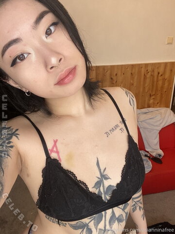 asianiina – I am interested in whether your things are neatly lying in the closet or if there is total chaos?🤣💋