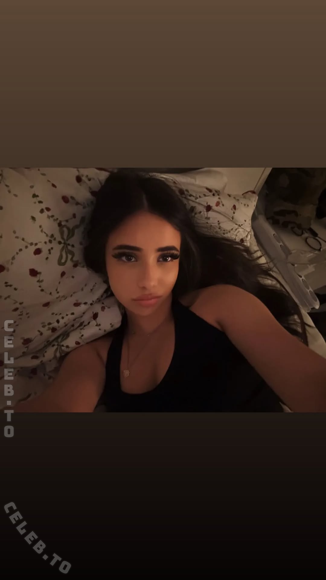 Asleyia nude photo 6