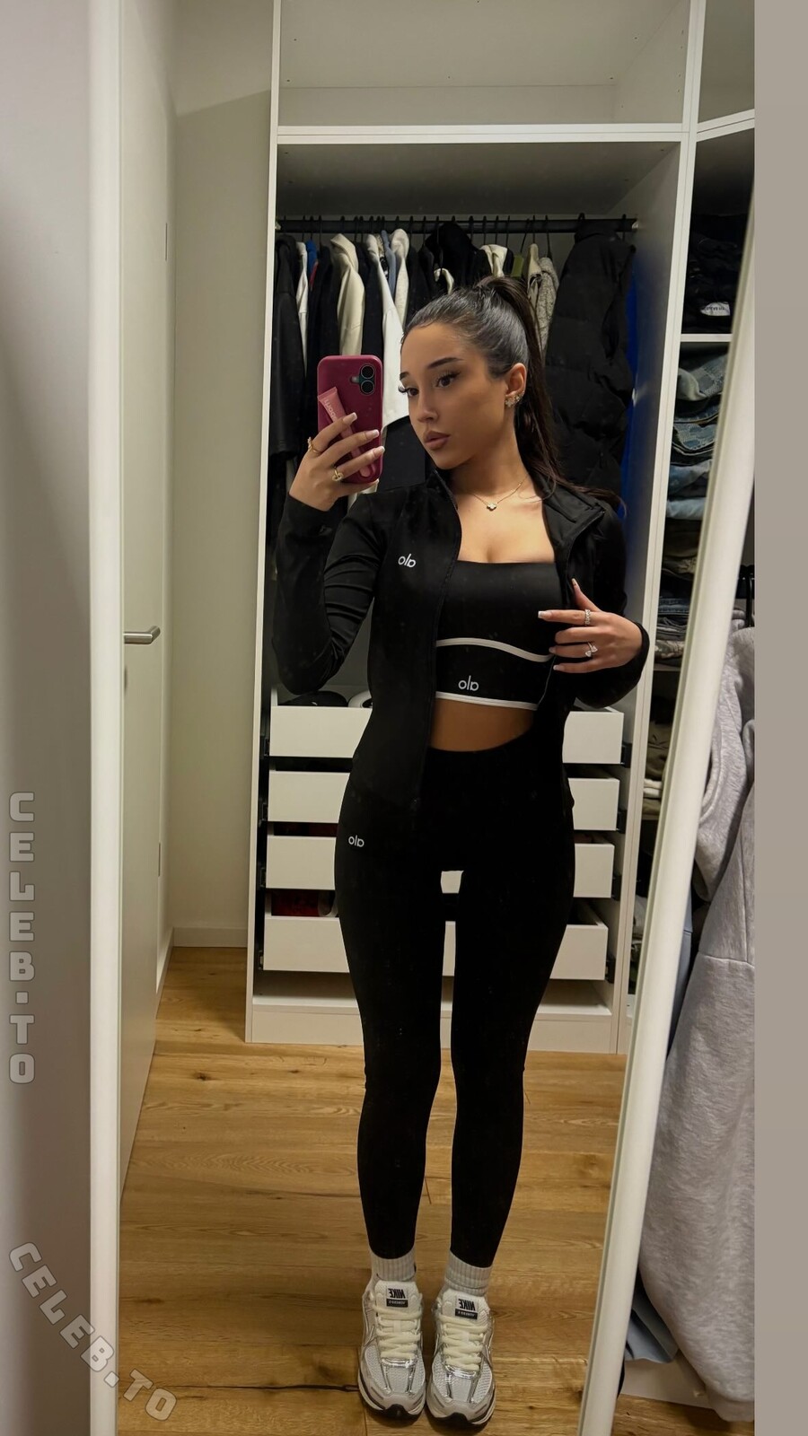 aslicyla nude photo 1