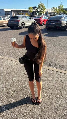 aslicyla nude photo 1