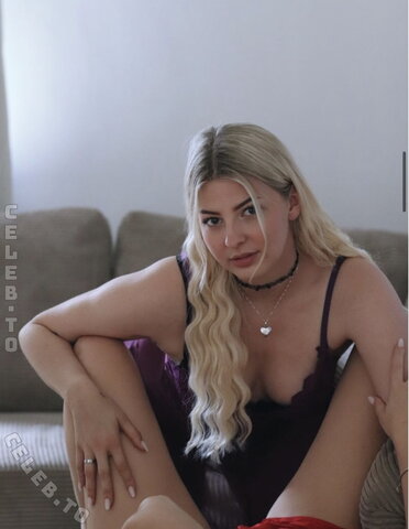 ASMR Janina nude photo 11