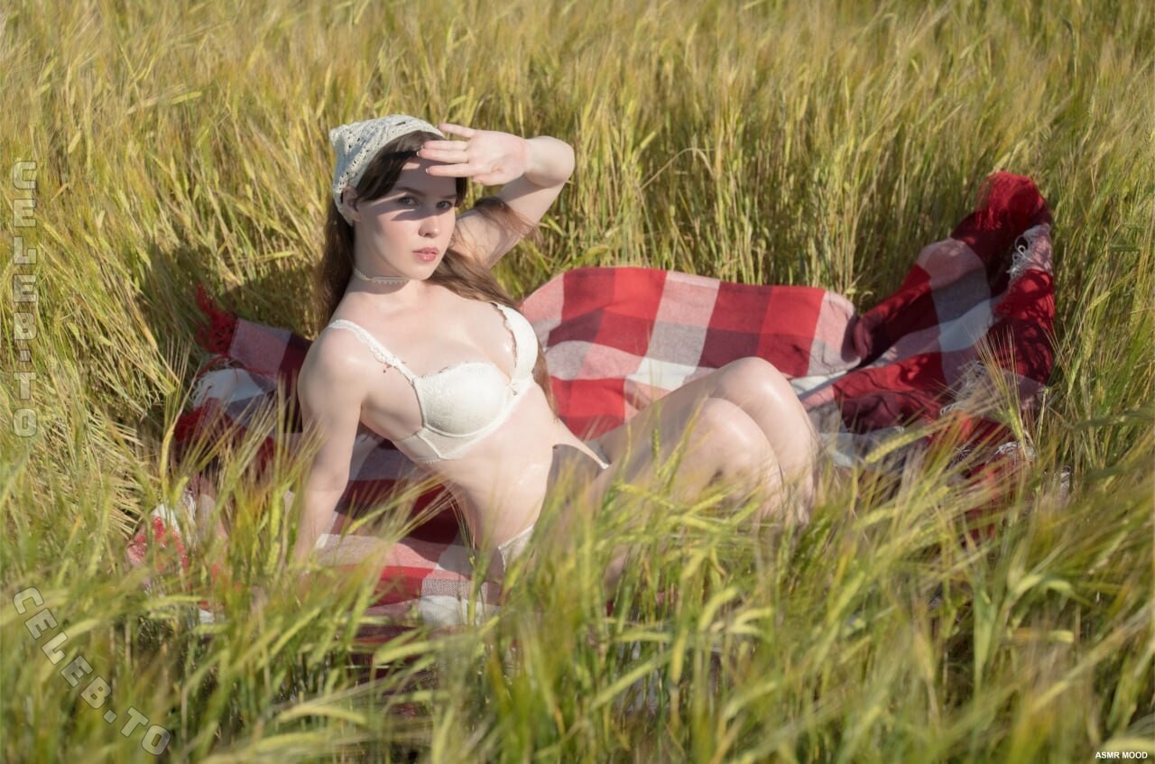 ASMR MOOD nude photo 9