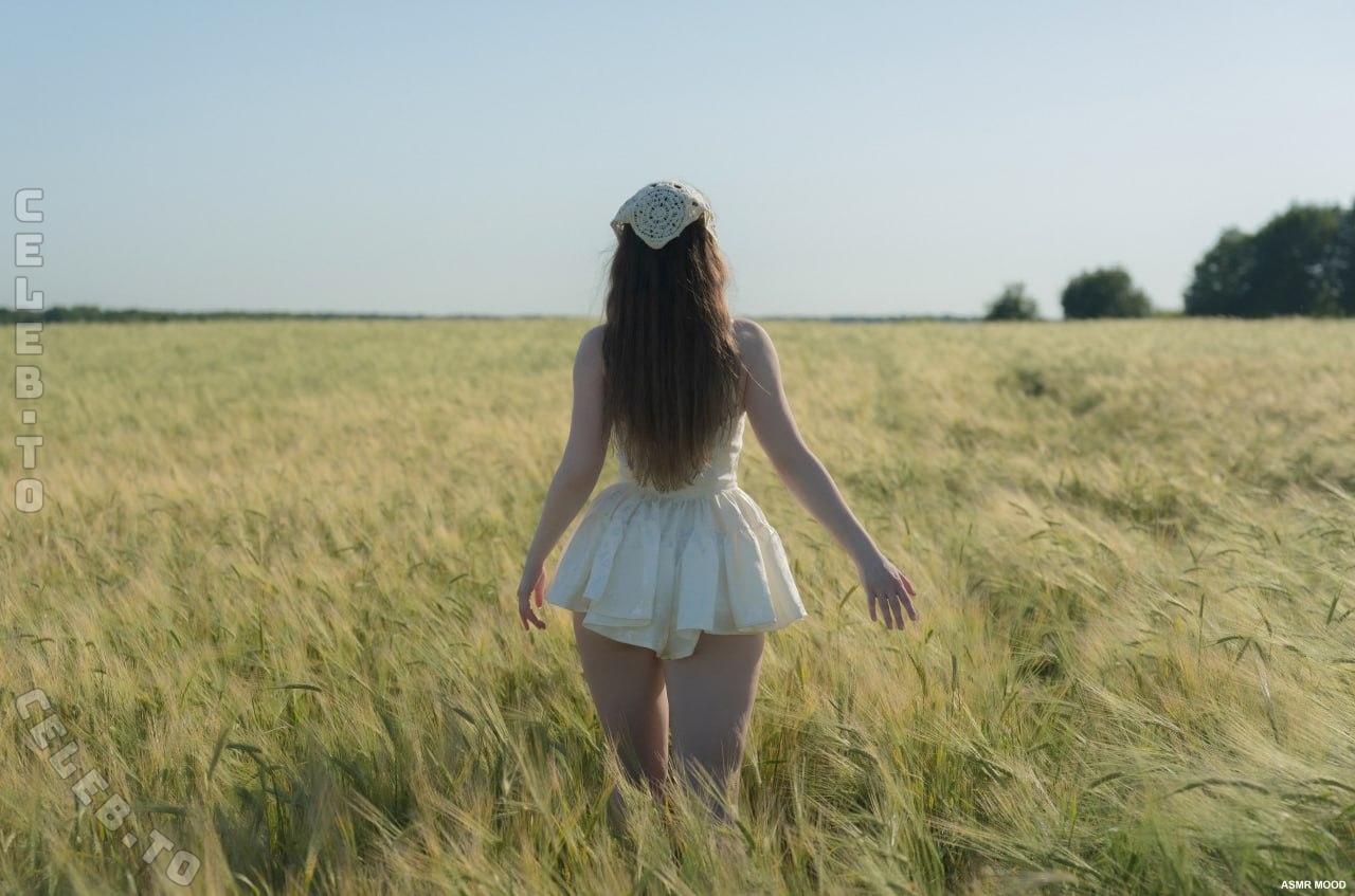 ASMR MOOD nude photo 20