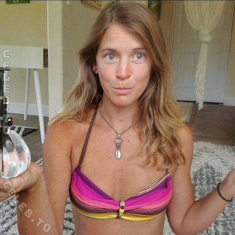 ASMRessense nude photo 2