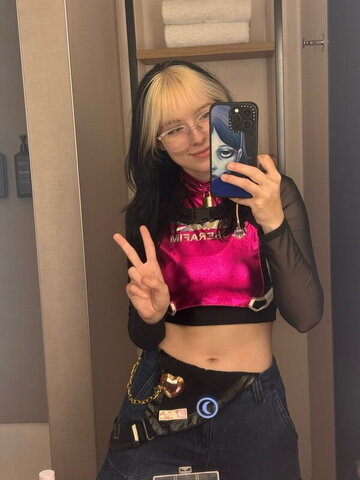 Aspen_ow Hot (2 photos)